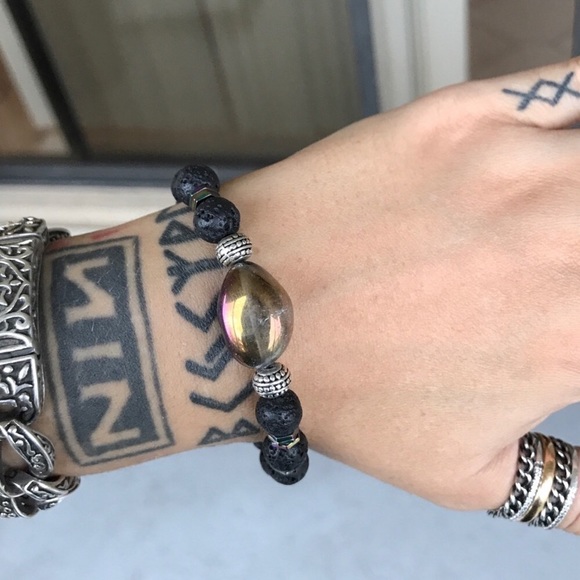 Genuine titanium aura crystal lava rock bracelet - Picture 9 of 10